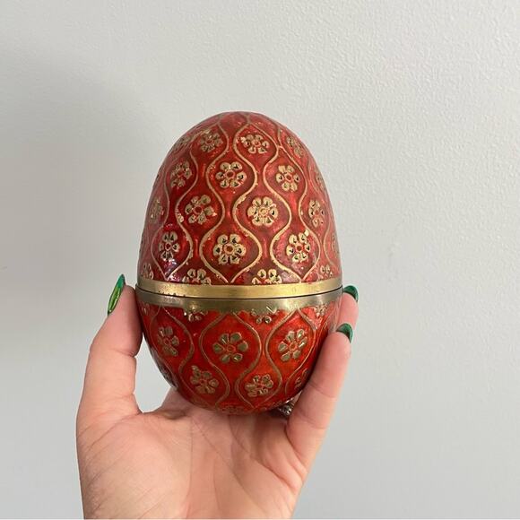 Vintage | MCM Heavy Brass Red Cloisonné Enamel Egg Trinket Case Stand Faberge - Picture 10 of 12